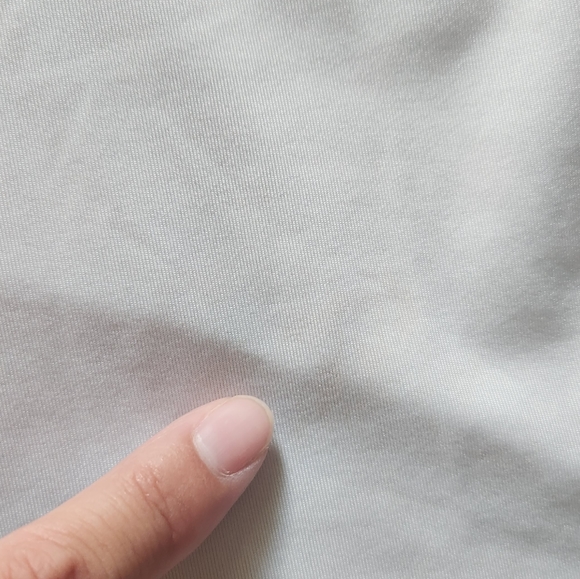 2/$15 Girls Under Armour Tank (size Medium) - Picture 3 of 9